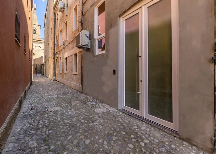 Vicolo Dei Duelli Industrial Apartament Ferrara